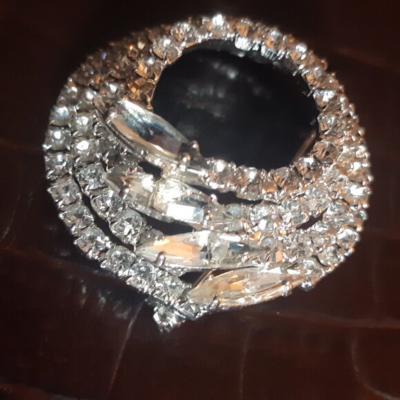 Rhinestone Concentric Circles w/ Marquis Vintage Brooch and Clip On Earring Set - Picture 15 of 15